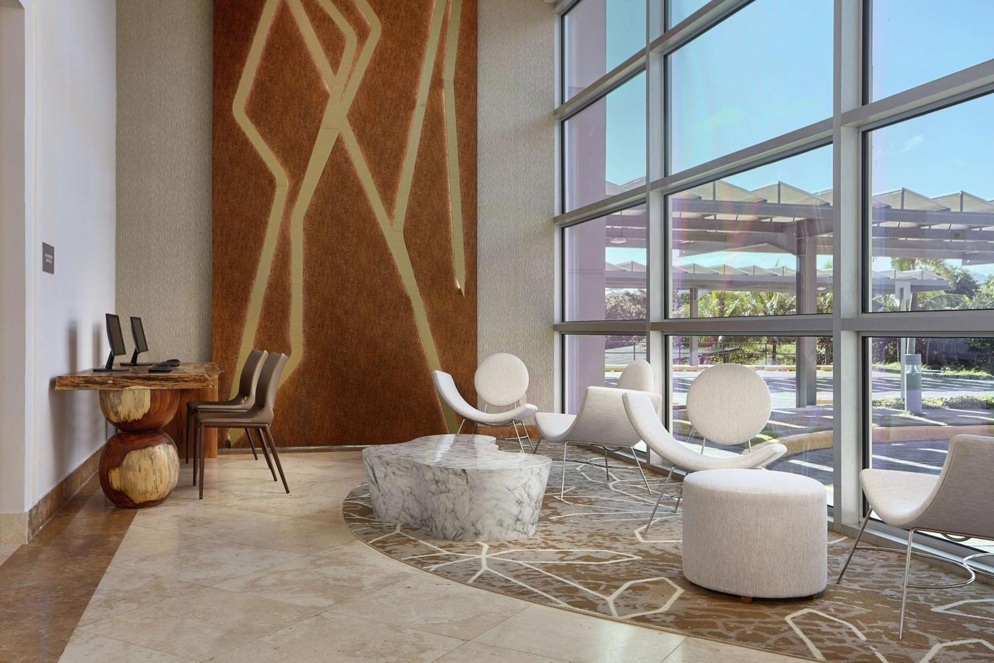 Hotel Doubletree By Hilton